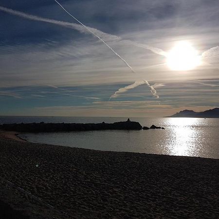 Suquet26 Apartment Cannes Bagian luar foto