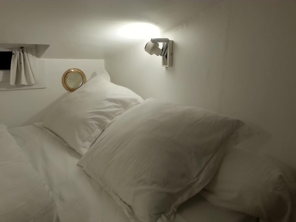 Suquet26 Apartment Cannes Bagian luar foto