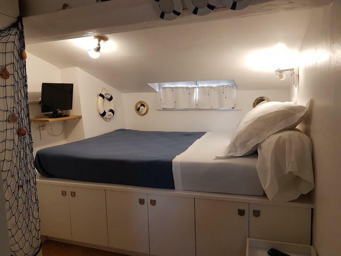 Suquet26 Apartment Cannes Bagian luar foto